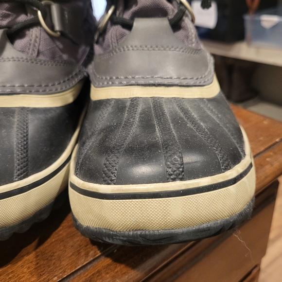 SOREL Women's Carnival Waterproof Sherpa Lined Boots Gray & Black Size 8 - Picture 6 of 10